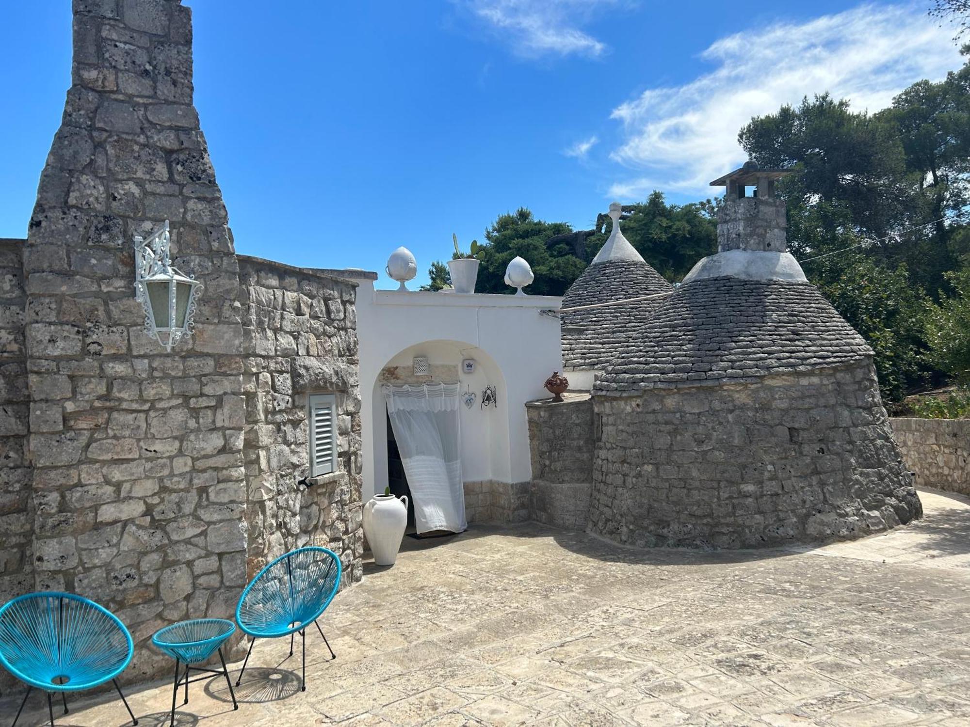 Il Trullo Di Simona Bed & Breakfast Locorotondo Exterior photo