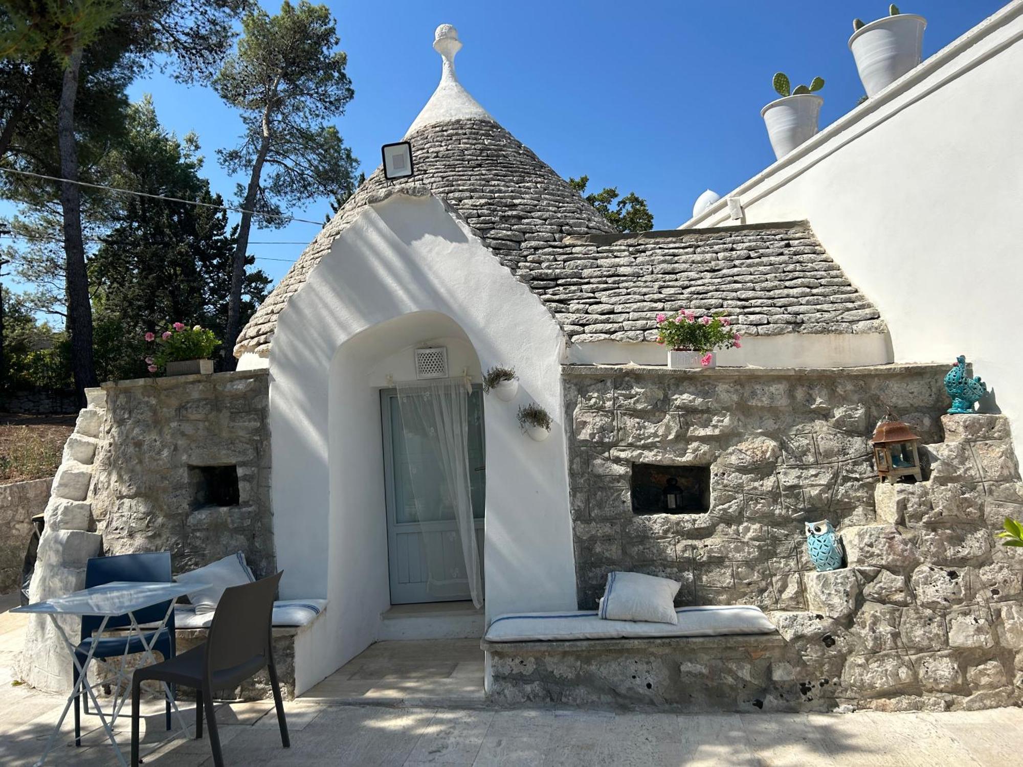 Il Trullo Di Simona Bed & Breakfast Locorotondo Exterior photo