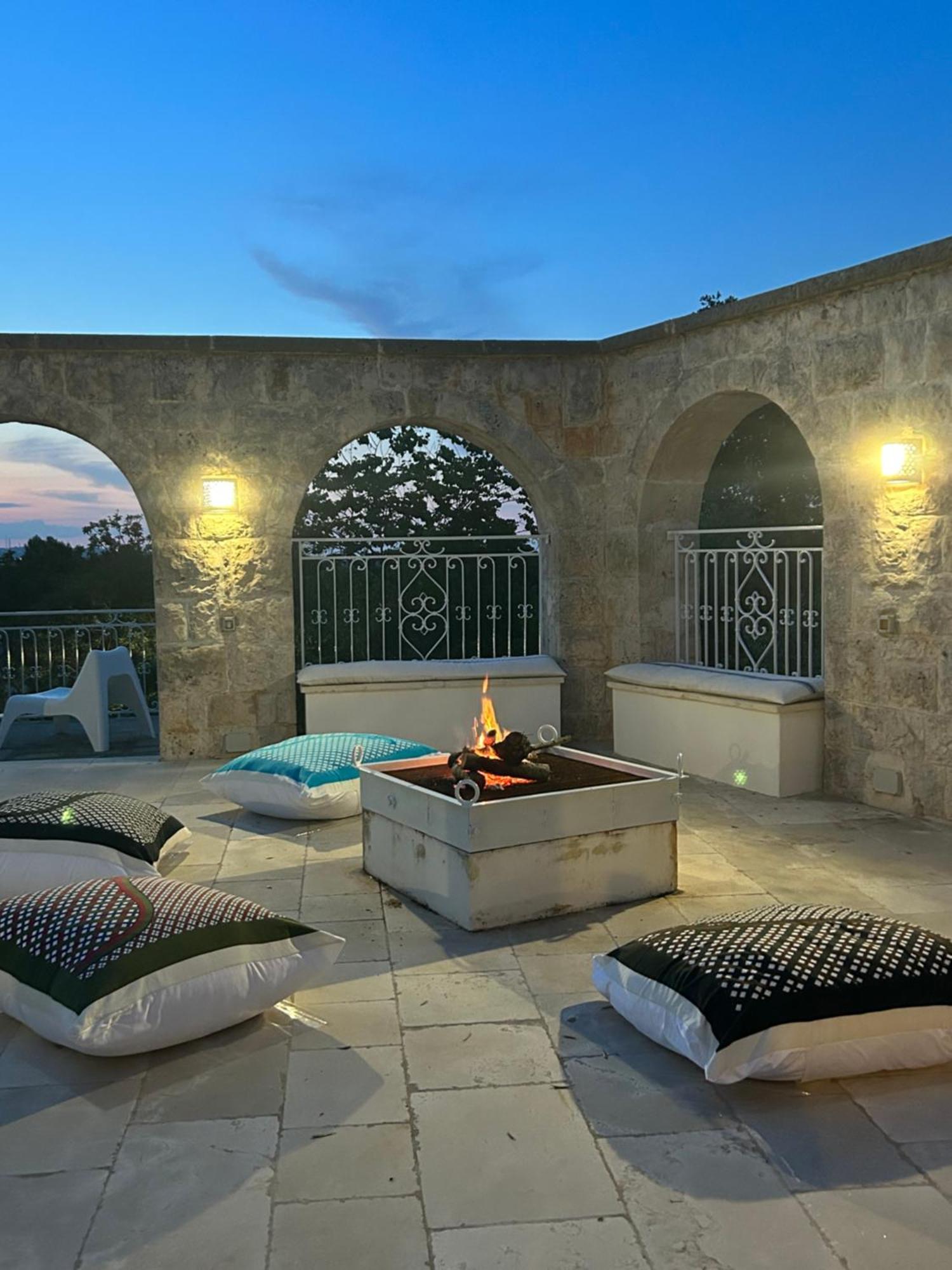Il Trullo Di Simona Bed & Breakfast Locorotondo Exterior photo