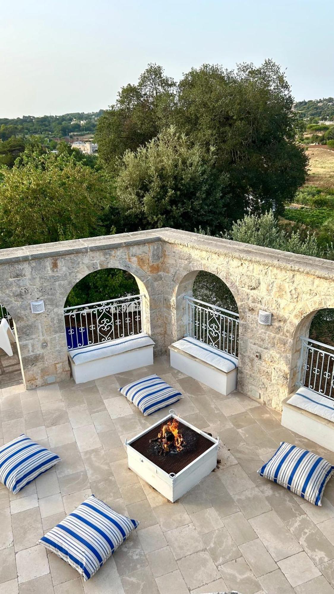 Il Trullo Di Simona Bed & Breakfast Locorotondo Exterior photo