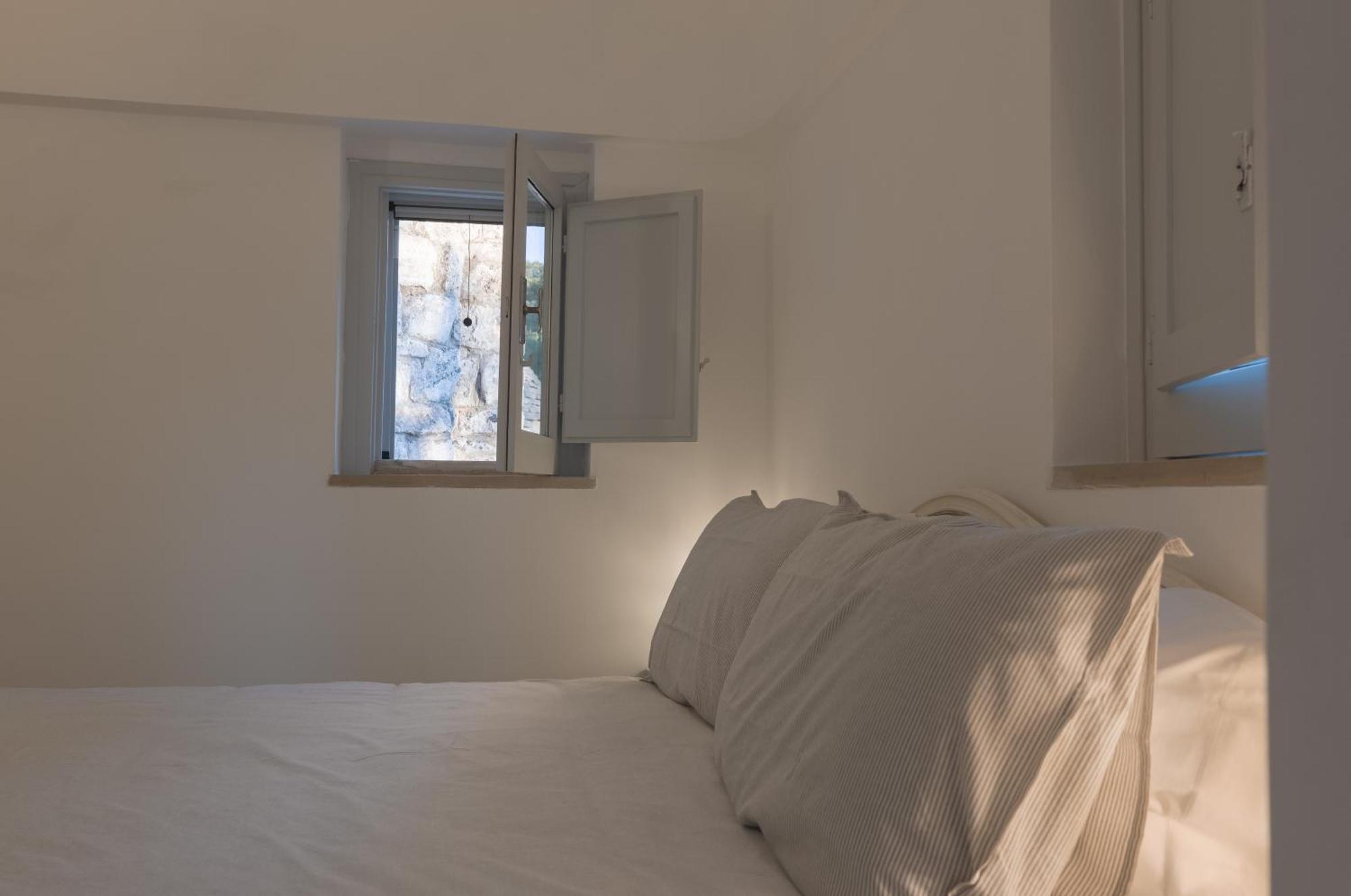 Il Trullo Di Simona Bed & Breakfast Locorotondo Exterior photo
